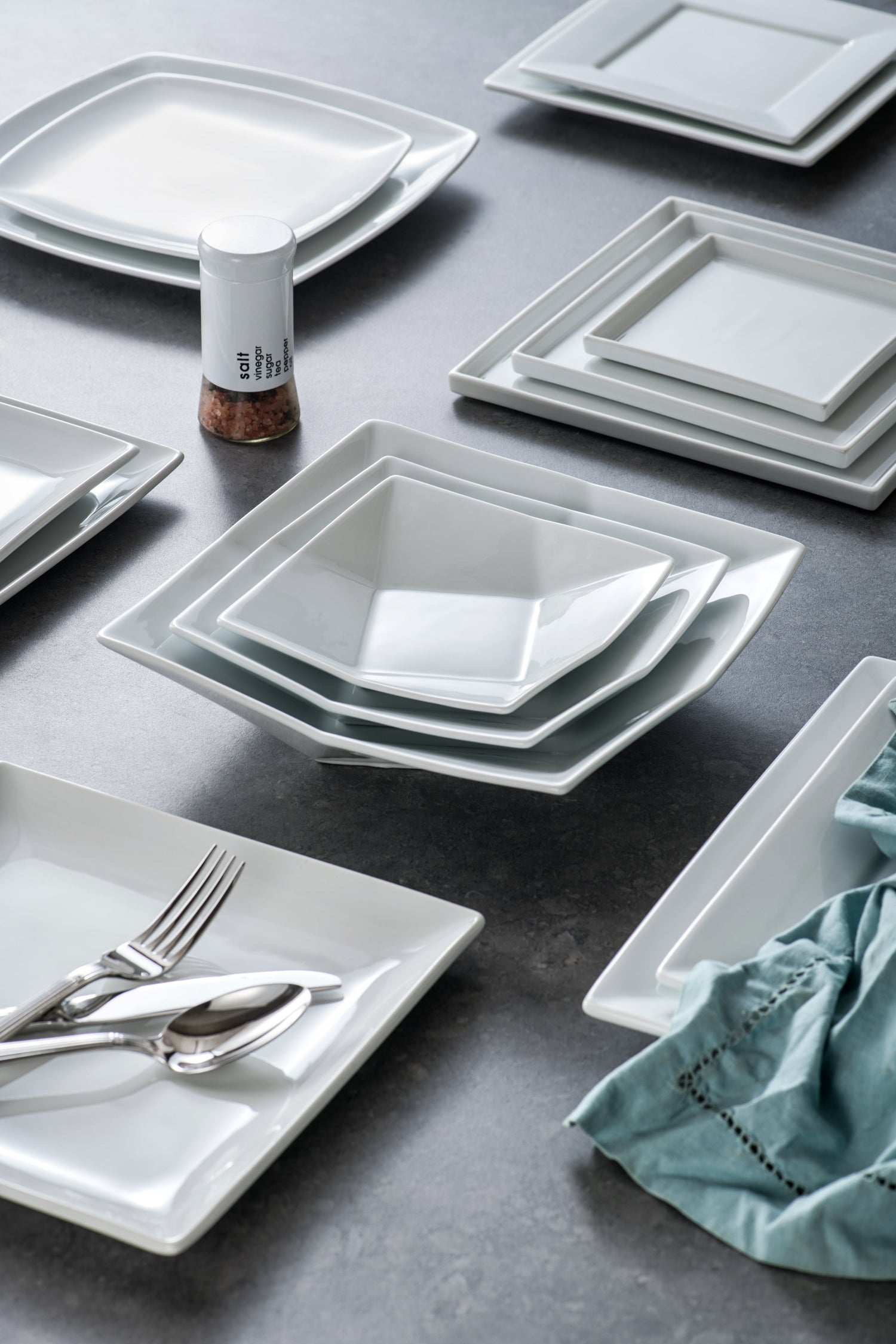 Quadrato Dinnerware Collection | Palate & Plate