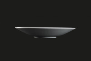 AW8890: 8.5" Round Deep Plate White Chinaware Side View